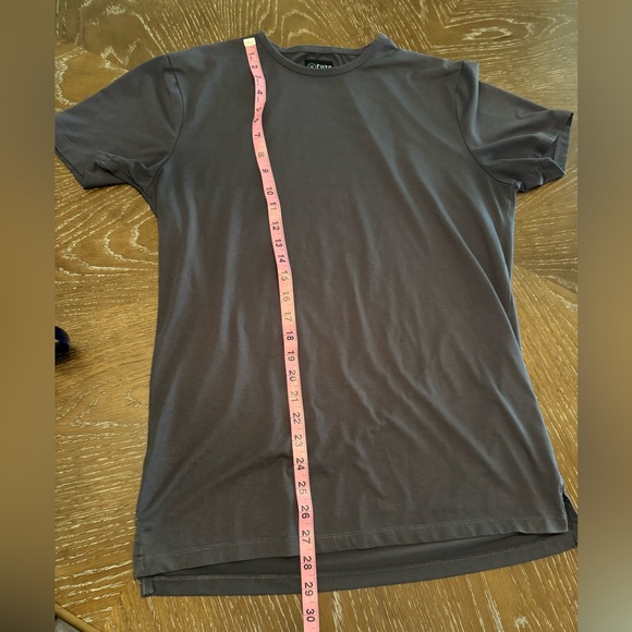 Men’s medium charcoal gray AO pyca pro Cuts split hem T-shirt - Picture 2 of 4